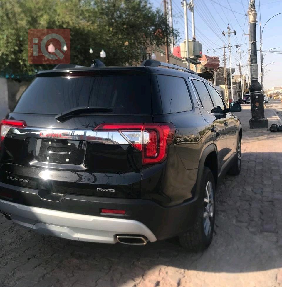 GMC Acadia
